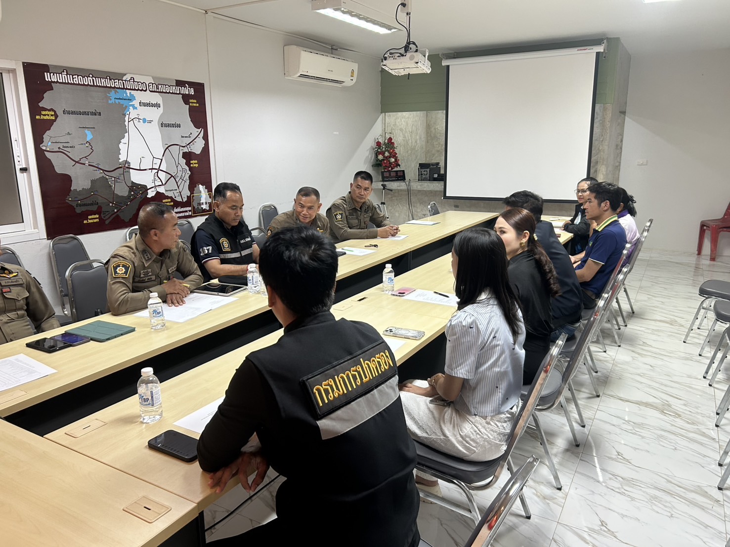 Meeting Image 2